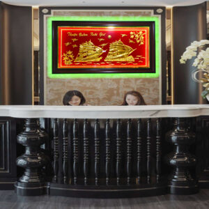 Khánh vàng tặng tân gia khai trương thuận bồm xuôi gió ABCD